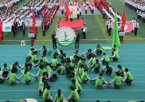 校第22届田径运动会(椒江校区)隆重开幕