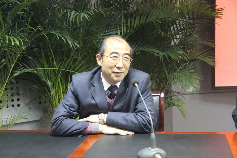 许昌学院隆重举行《许昌学院校史》首发暨校庆捐赠仪式