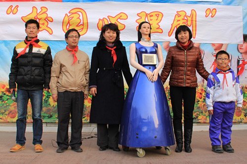 工学院机器人走进北林附小