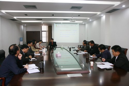 曾令辉教授为校领导班子作学习党的十八大精神导学报告