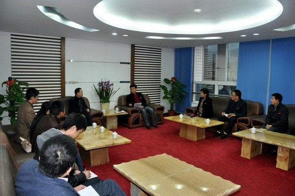 ��ί�졢���������쵼��У�������