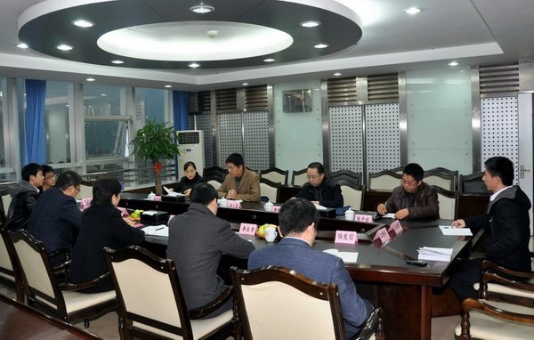 ��ί�졢���������쵼��У�������