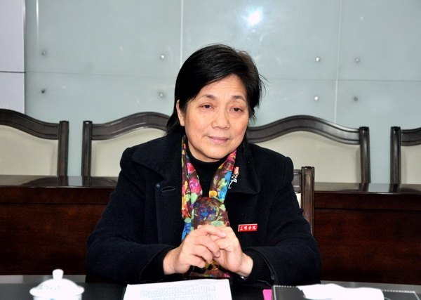 ��ί�졢���������쵼��У�������