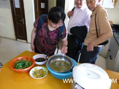 ����ʦ����ѧ��ѧԺ�θ�ȫ�����һ�ж�Խ��������У������ʽ����