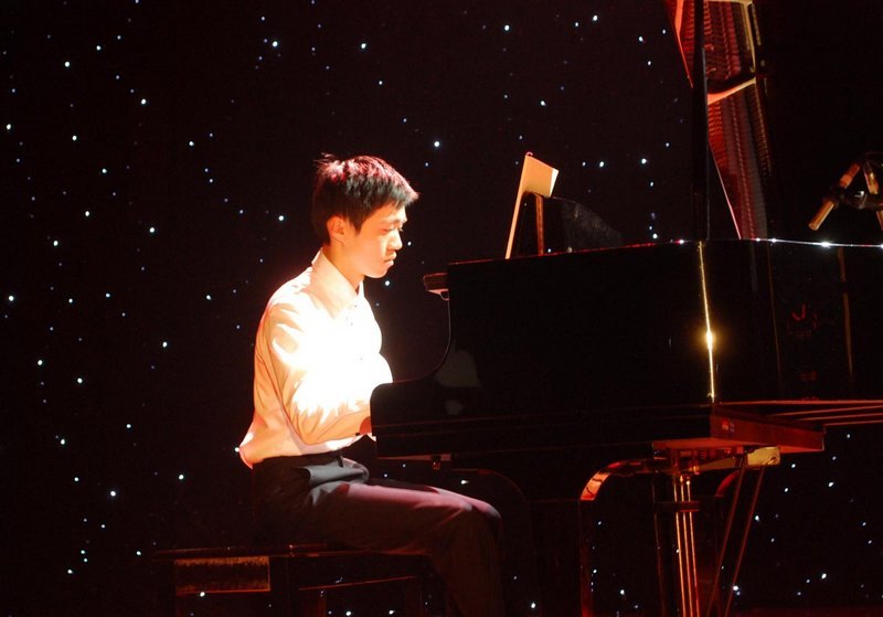 ���������ҡ�2012����������ѧѧ�������Ÿ������ֻ�ɹ�����