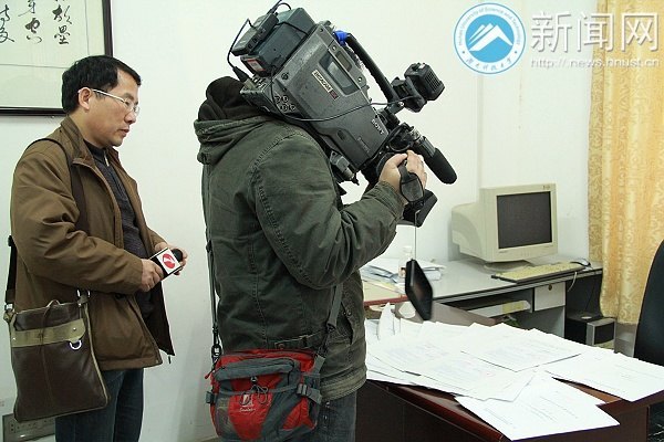 湖南教育电视台来校采访先进就业工作经验