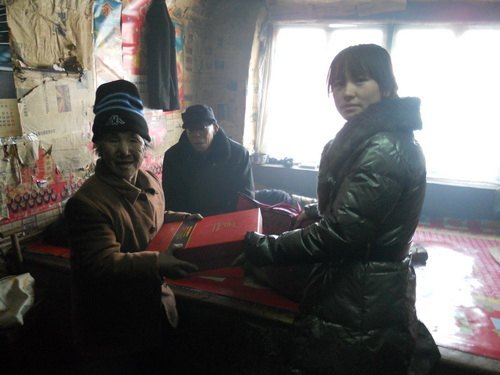 情系十八大 青春暖夕阳情系十八大 青春暖夕阳