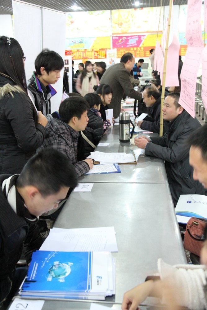 ������2013���У��ҵ������˫��ѡ��Ǣ̸��������ѧԺ�ɹ��ٰ�