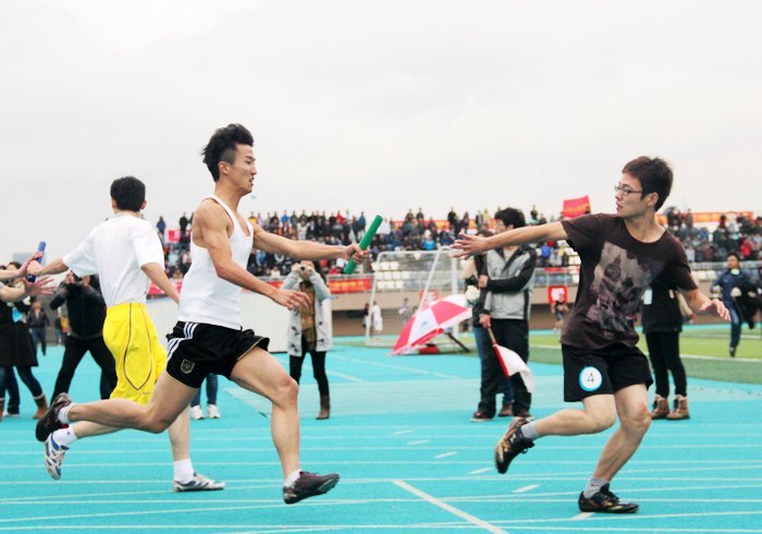 ��22��У�˻ᾫ��˲��