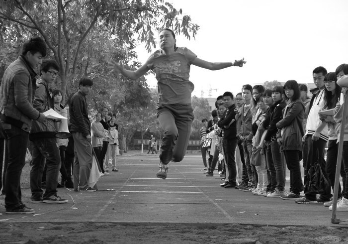 ��22��У�˻ᾫ��˲��