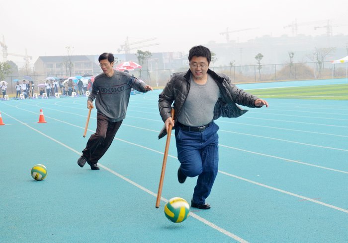 ��22��У�˻ᾫ��˲��