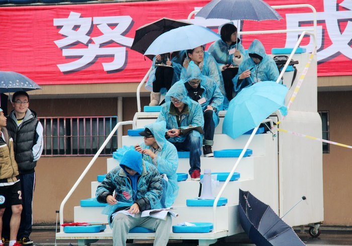 ��22��У�˻ᾫ��˲��