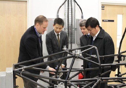 У�����¸�����Ӣ�������ִ�ѧ