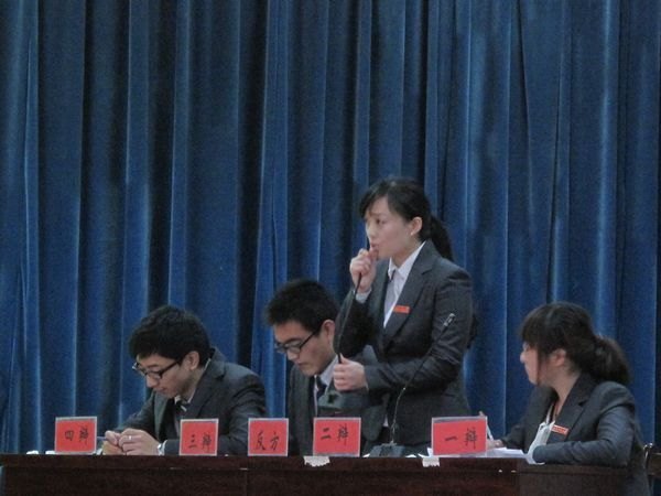 武汉工程大学首届研究生“探索杯”辩论赛圆满结束