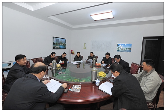 晋中学院党委中心组在西校区组织理论学习