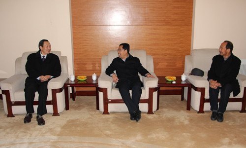 山东科技大学原副校长王明镇一行来访