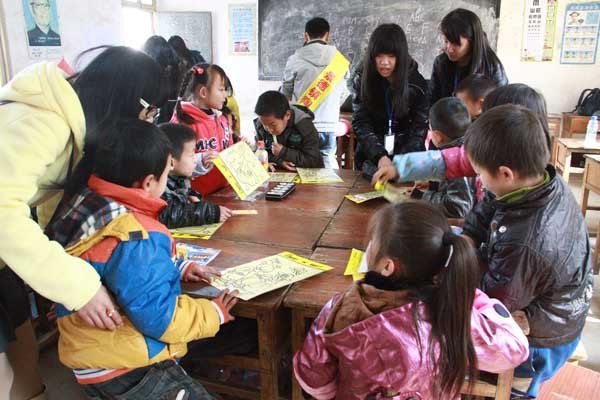 �������մ�ѧԺ��ѧ��־Ը�߸���ɽϣ��Сѧ��չ־Ը����