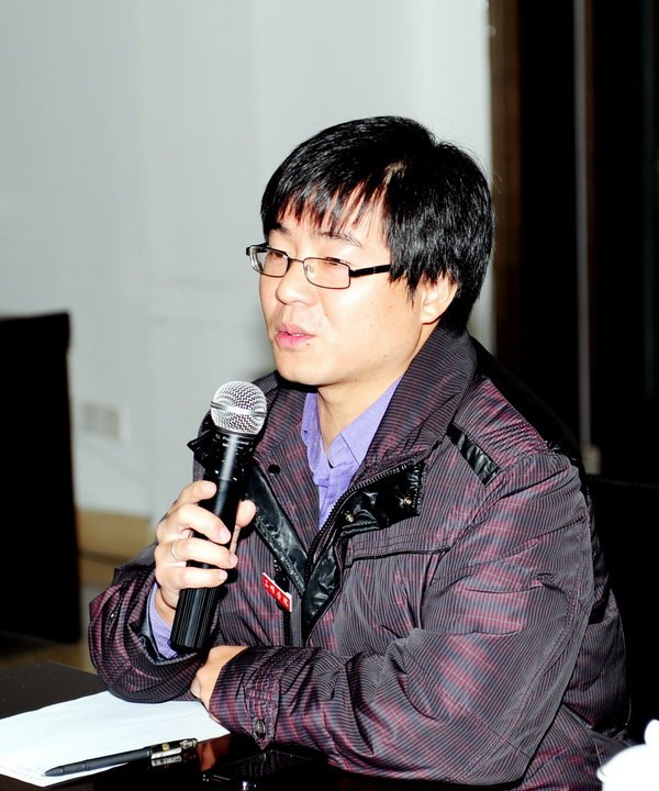 三明学院召开2012年欢送新兵入伍座谈会