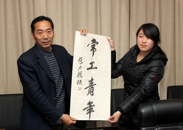 走近学生 走进心灵——张力航书记与学生干部“对话信仰”