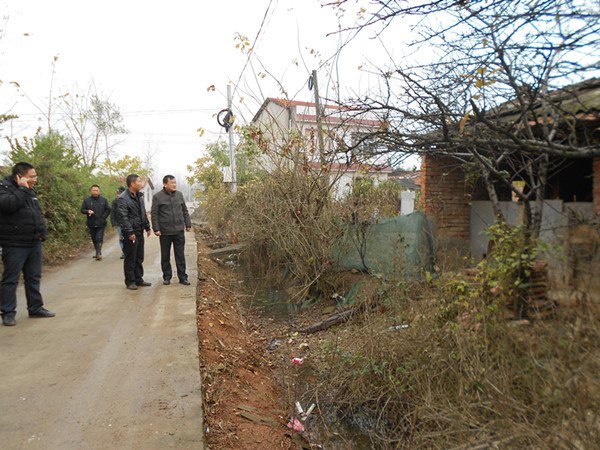 武汉工程大学“三万”工作组深入开展调研工作纪实(一)