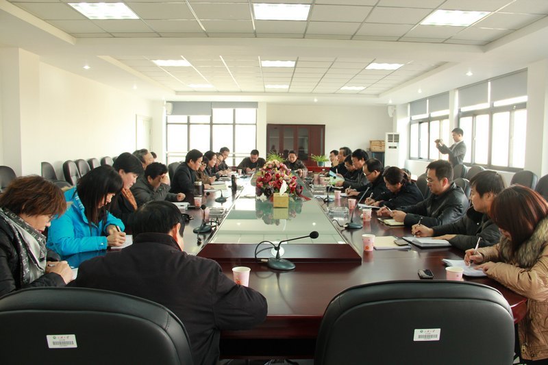 何伟军校长一行来三峡大学科技学院进行调研