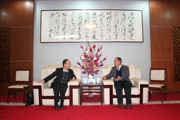 英国格林威治大学祁汉堂博士来南昌工学院做学术报告