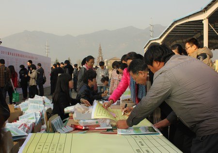 台州学院成功举办2013届毕业生招聘会