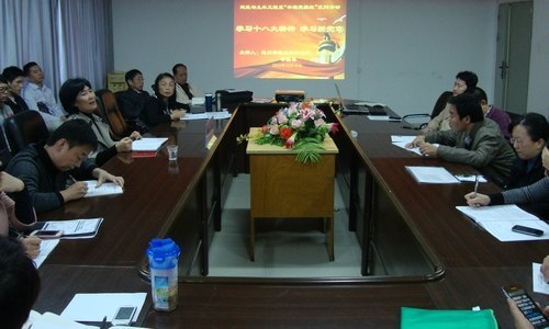 院领导、党委委员相继到各系上“党课”