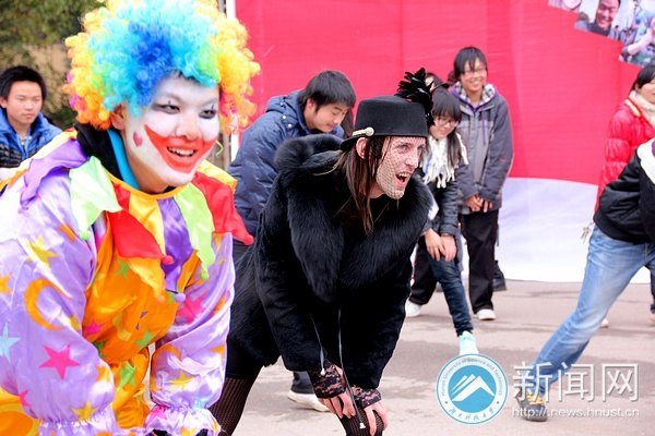 “释放心灵 健康人生”心理健康周启动