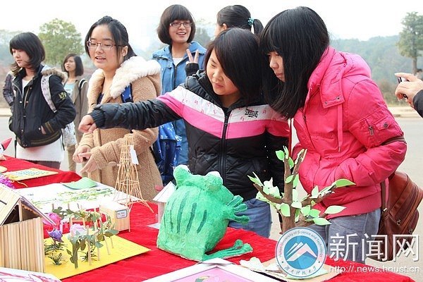 湖南科技大学第七届宿舍文化艺术节优秀作品顺利展出