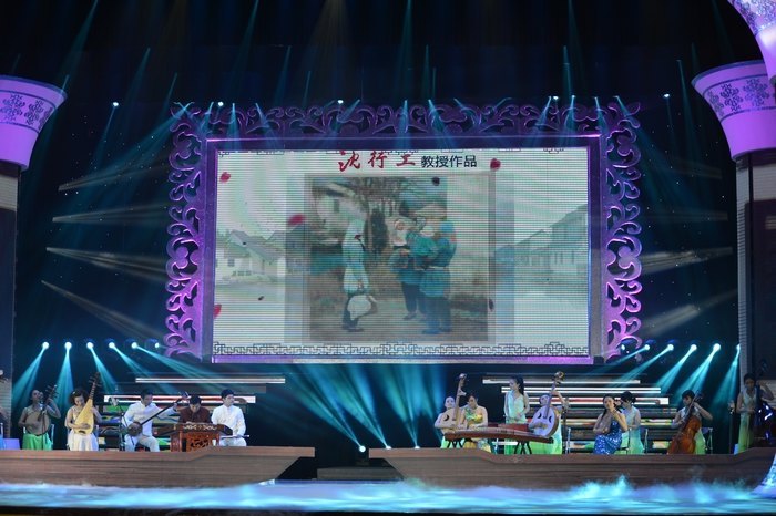 庆祝建校100周年民族器乐歌舞晚会盛大举行