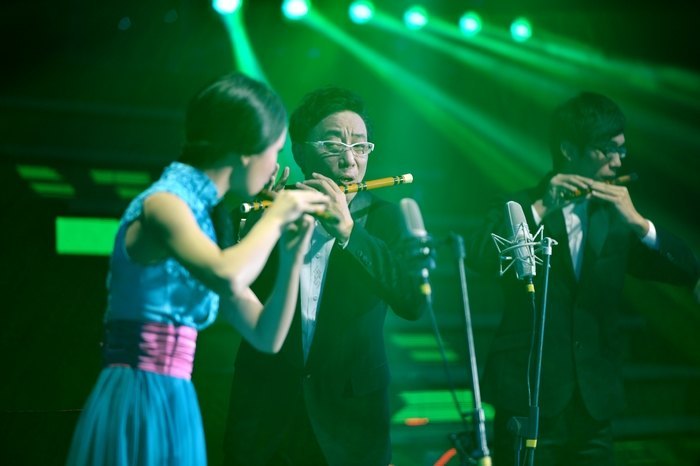 庆祝建校100周年民族器乐歌舞晚会盛大举行