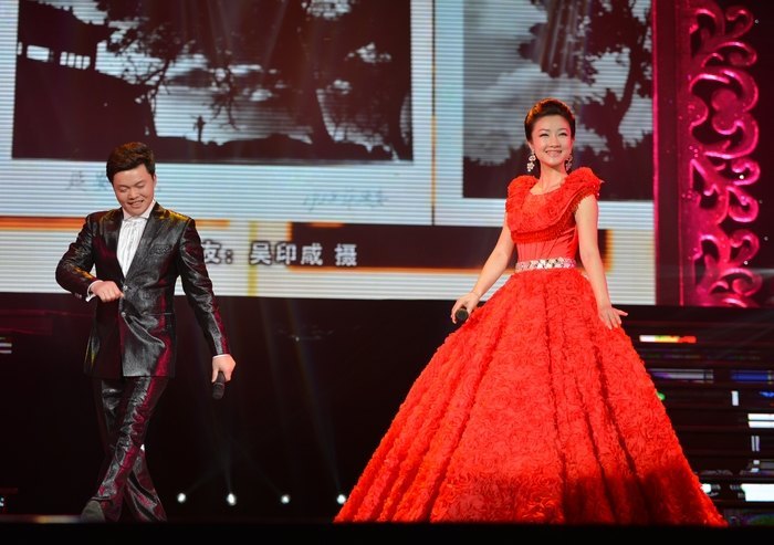 庆祝建校100周年民族器乐歌舞晚会盛大举行