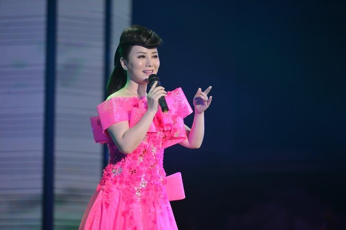 庆祝建校100周年民族器乐歌舞晚会盛大举行