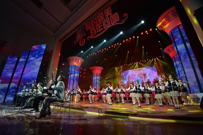 庆祝建校100周年民族器乐歌舞晚会盛大举行