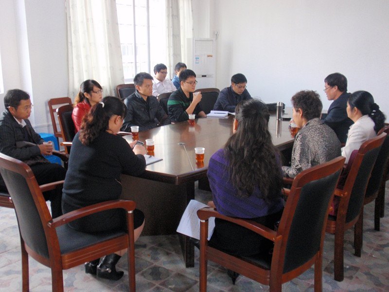 化学学院召开教学经验交流会,扎实推进“教学先锋号”书记项目