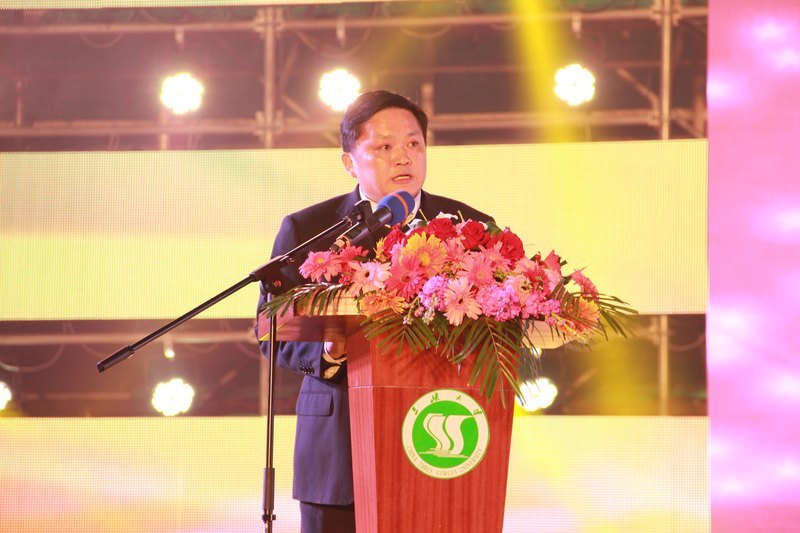 美丽扬中华 青春耀科院