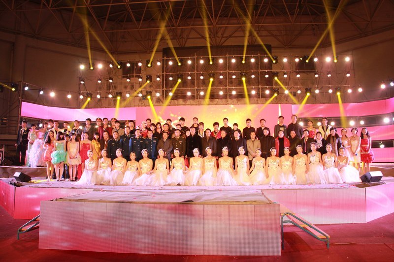 美丽扬中华 青春耀科院