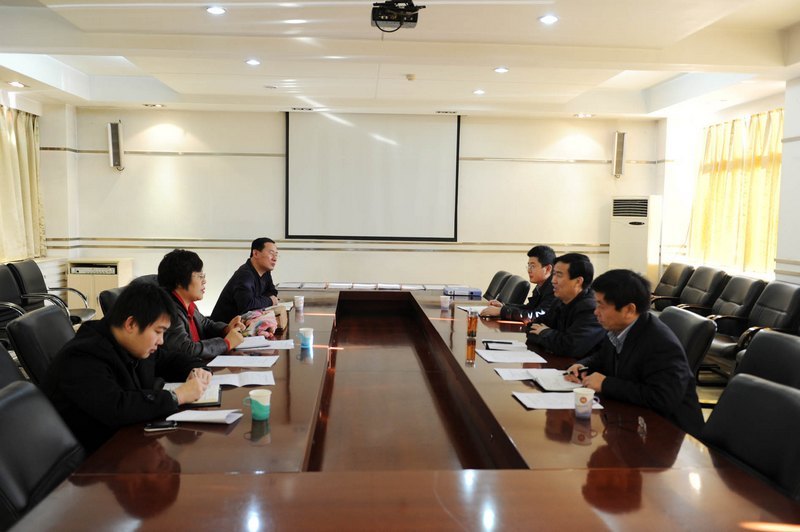 全市统战工作考核组来校检查指导统战工作