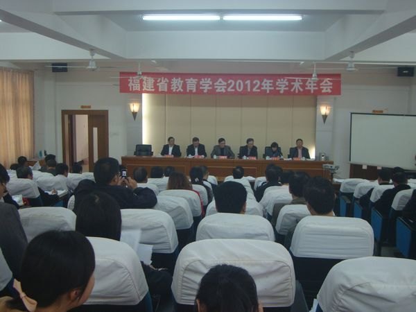 ����У���μӸ���ʡ����ѧ2012��ѧ�����