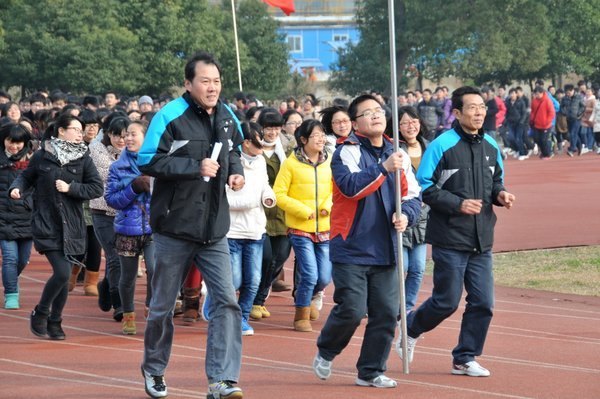 常州工学院举行第六届“阳光体育冬季长跑活动”启动仪式