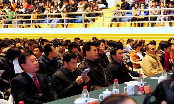 原创校园剧《上大学》走进闽江学院