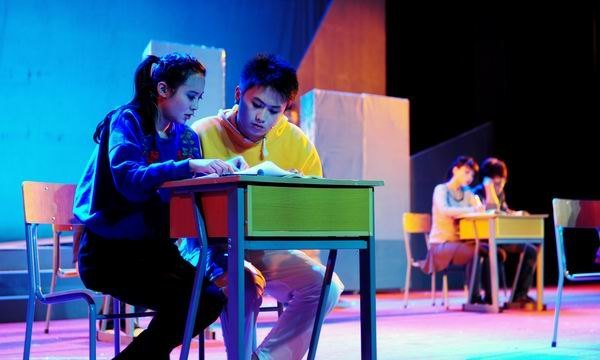 原创校园剧《上大学》走进闽江学院