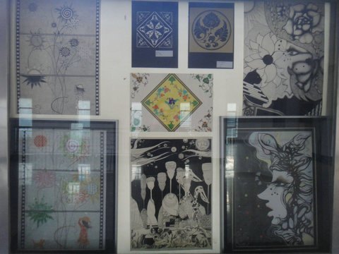 (图文)安徽工业大学工商学院举行2011级艺术设计专业学生装饰艺术作品汇报展