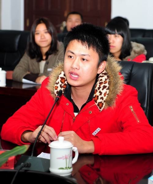 闽江学院召开校园剧《上大学》观后座谈会