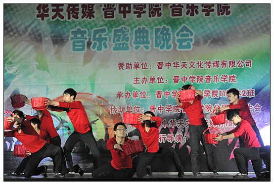 ���촫ý������11��2��ٰ�����ʵ���