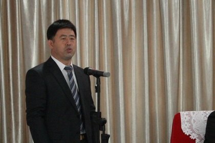 ��¡�ϴ�ѧУ��Gaston HAKIZA����һ�е��ò�����ѧ����ѧԺ