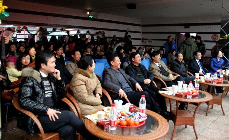 许昌学院教职工新年联谊晚会成功举办