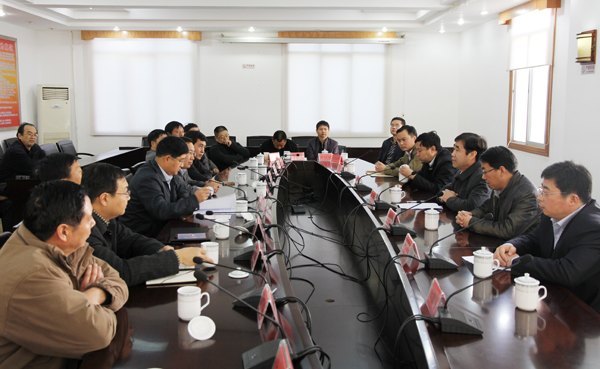 潍坊学院选派的“博士服务团”成员赴滇履新