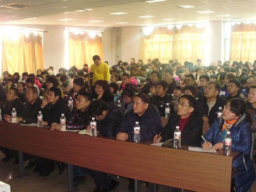 历史与地理学院与宣传部联合举办“孔子思想论坛”学术报告会